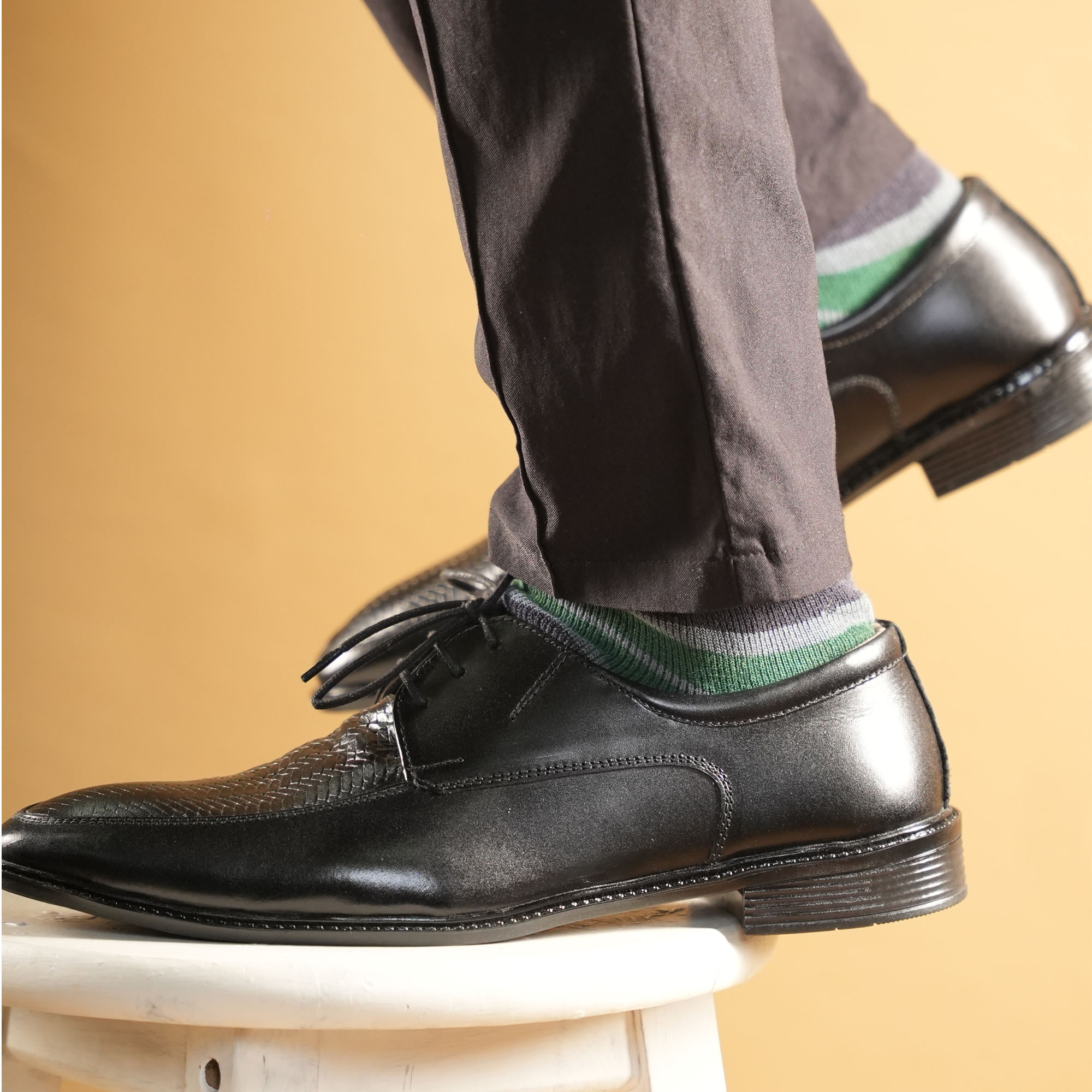 Genuine Leather Black CC - Image 3